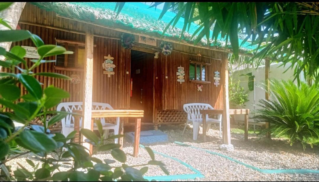 Moalboal Bamboo House / Rooms Dış mekan fotoğraf