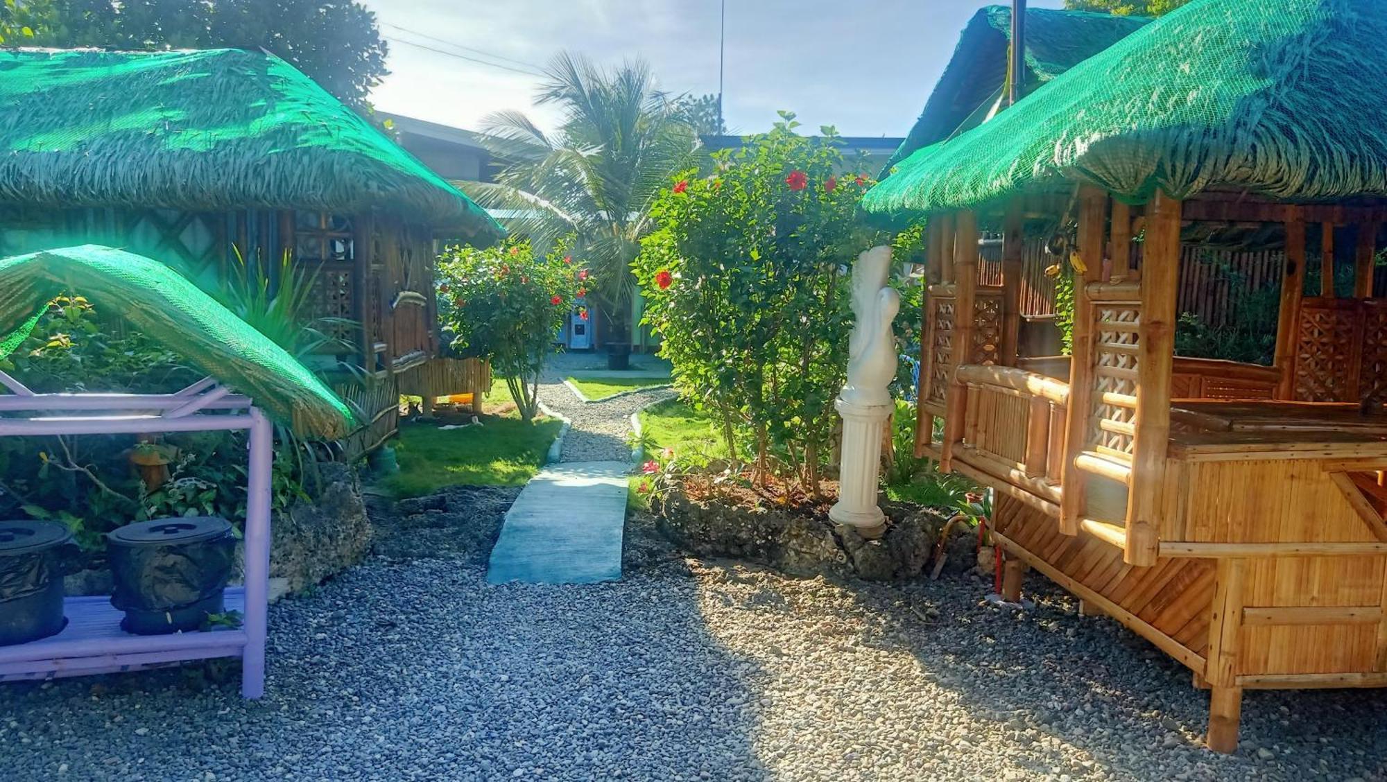 Moalboal Bamboo House / Rooms Dış mekan fotoğraf