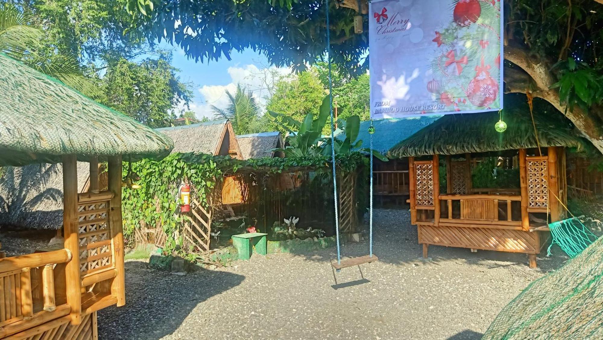 Moalboal Bamboo House / Rooms Oda fotoğraf