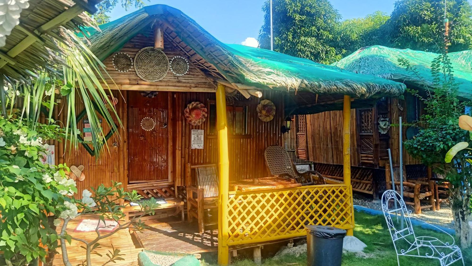 Moalboal Bamboo House / Rooms Oda fotoğraf